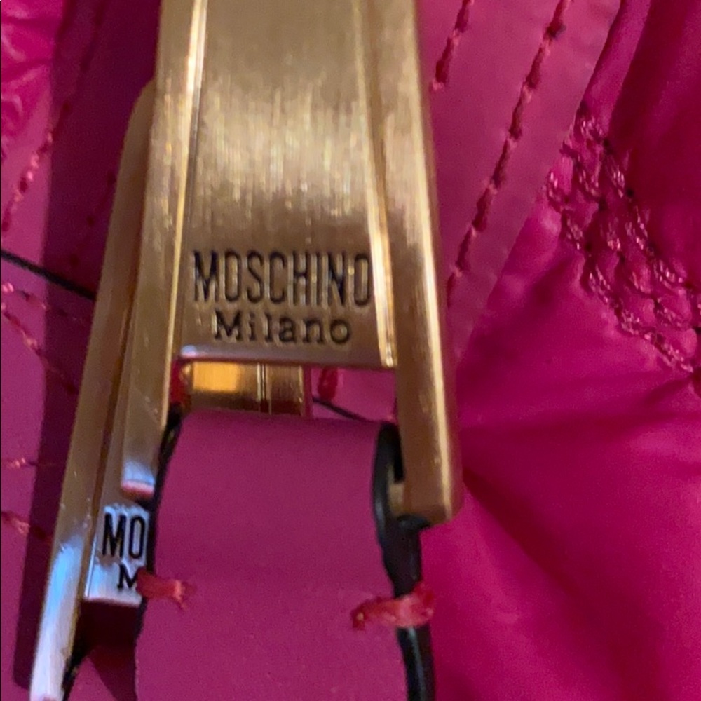 Moschino hot pink back pack - Picture 4 of 11